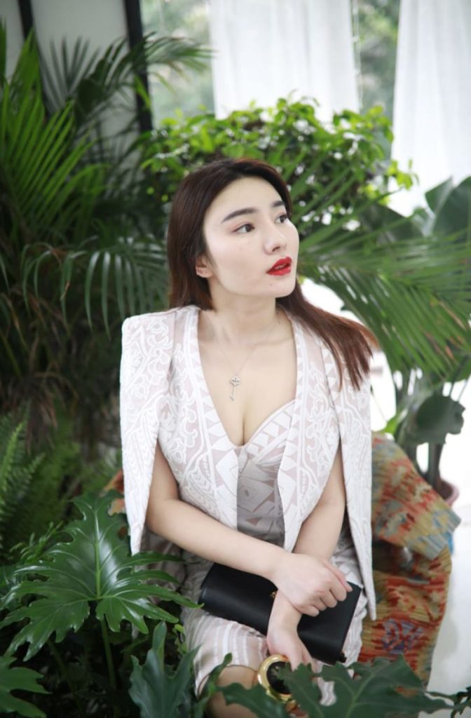 素人, 美女 海角社,素人投稿,美女写真集,自拍图库,私密写真