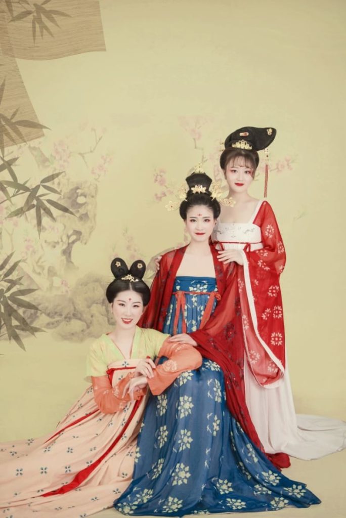 古典美女, 古风摄影, 性感背部 古典美女,古风摄影,美女写真,裸背,套图下载
