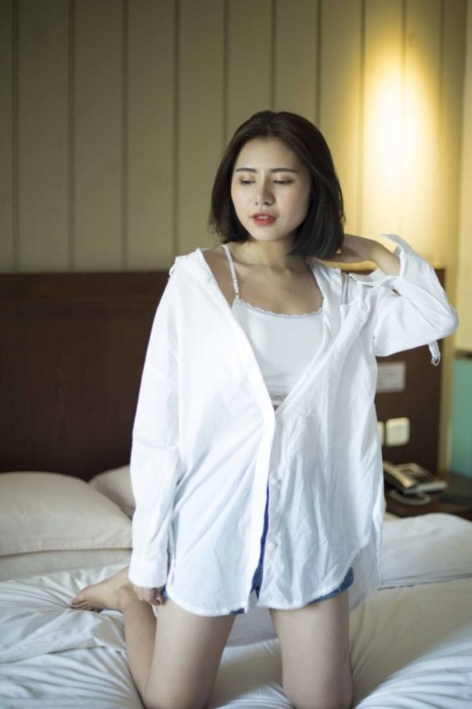 小清新, 素人, 红色吊带 性感写真,私房性感写真,私房社,私房摄影,套图网