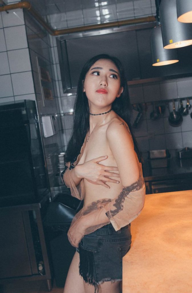 素人私房写真私房照下载 展现女孩的自信与魅力S4611 本套164P 1 性感, 素人 素人私房,私房照下载,素人私房写真,私房社,性感写真下载